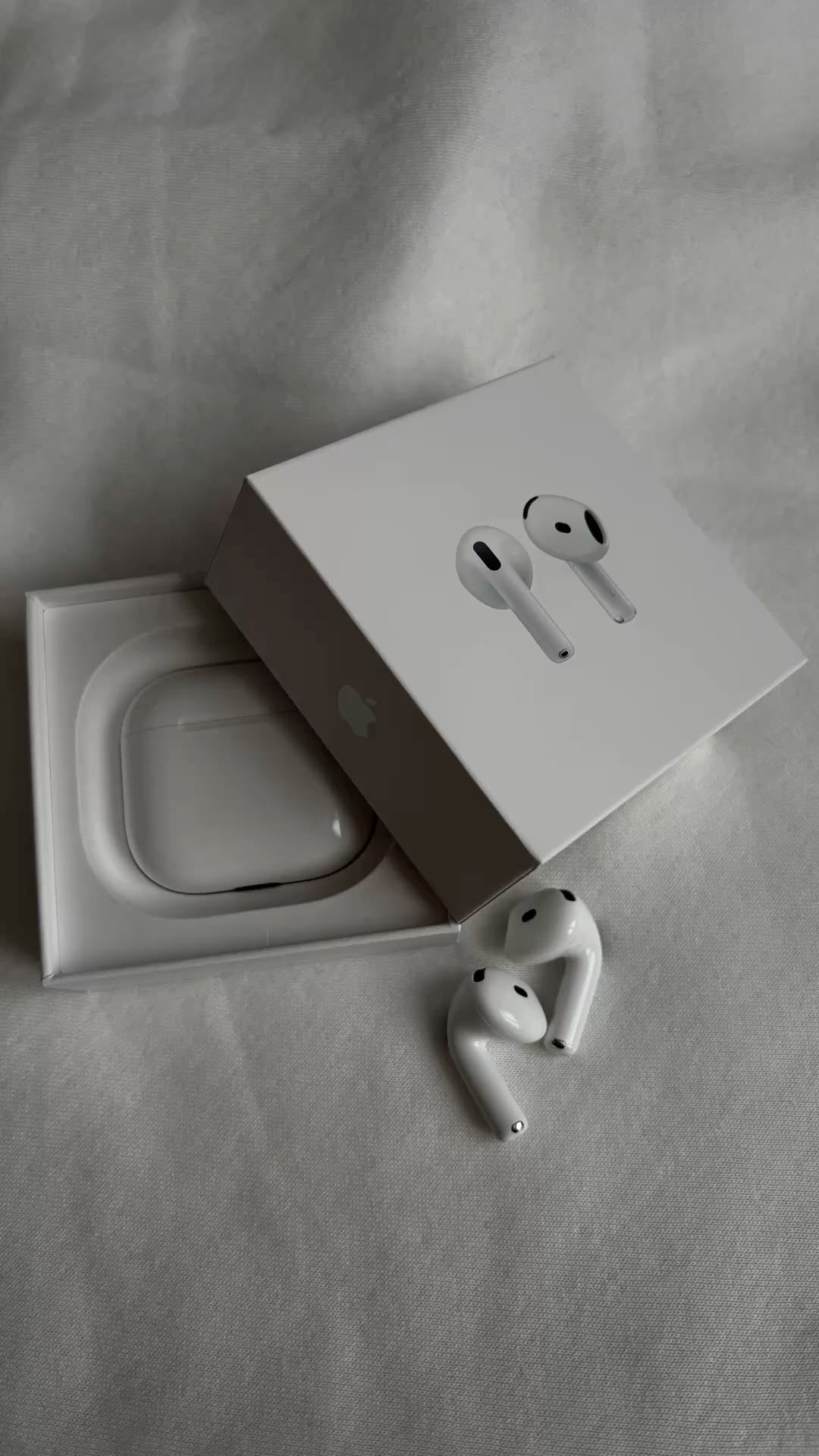 AirPods