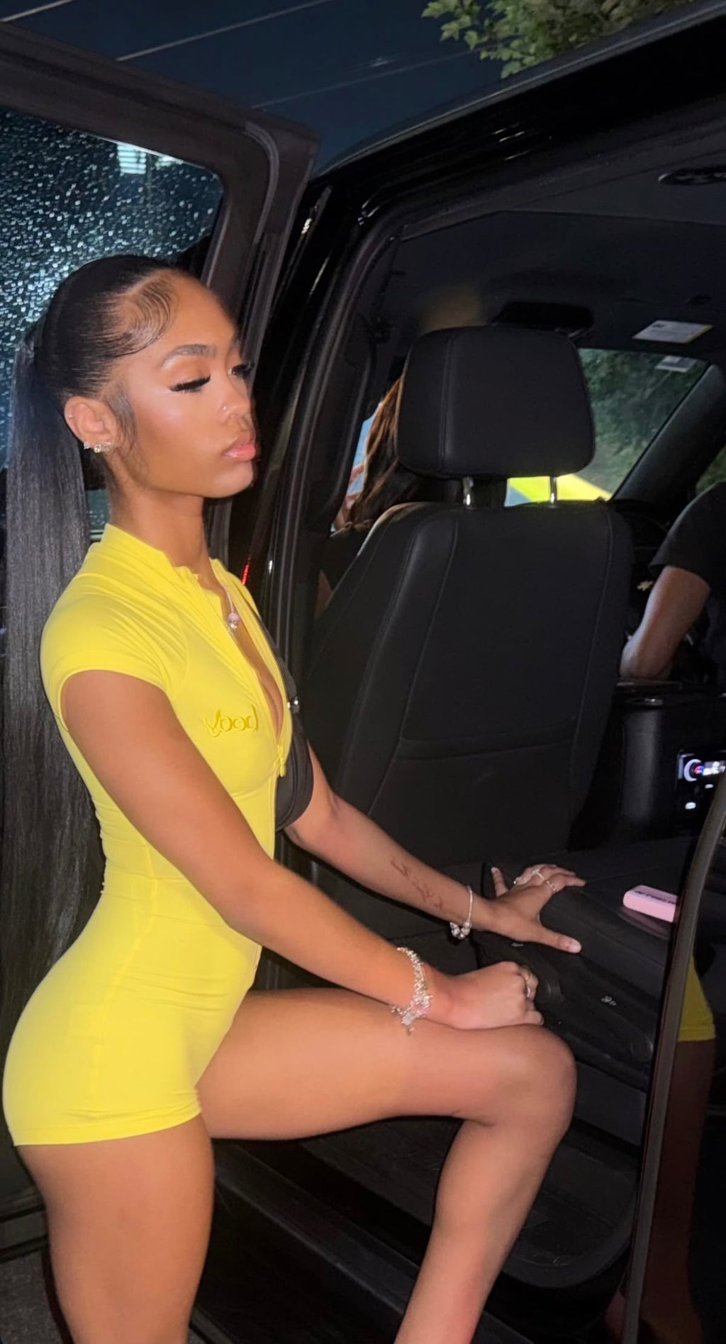 Bodybyraventracy yellow romper