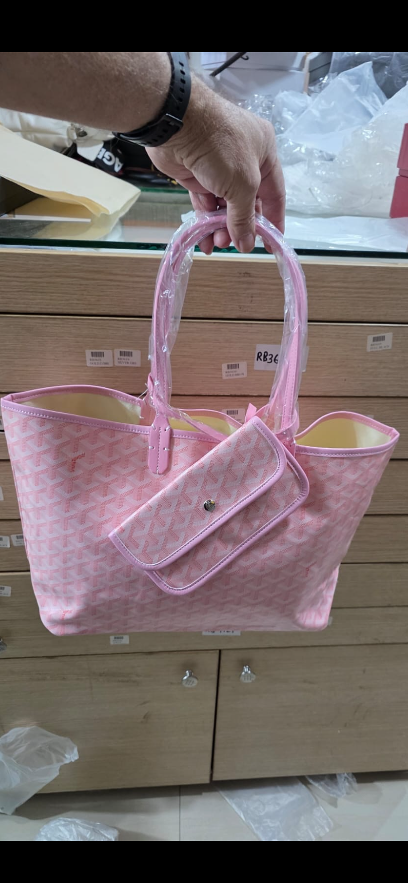 Goyard bag vendor