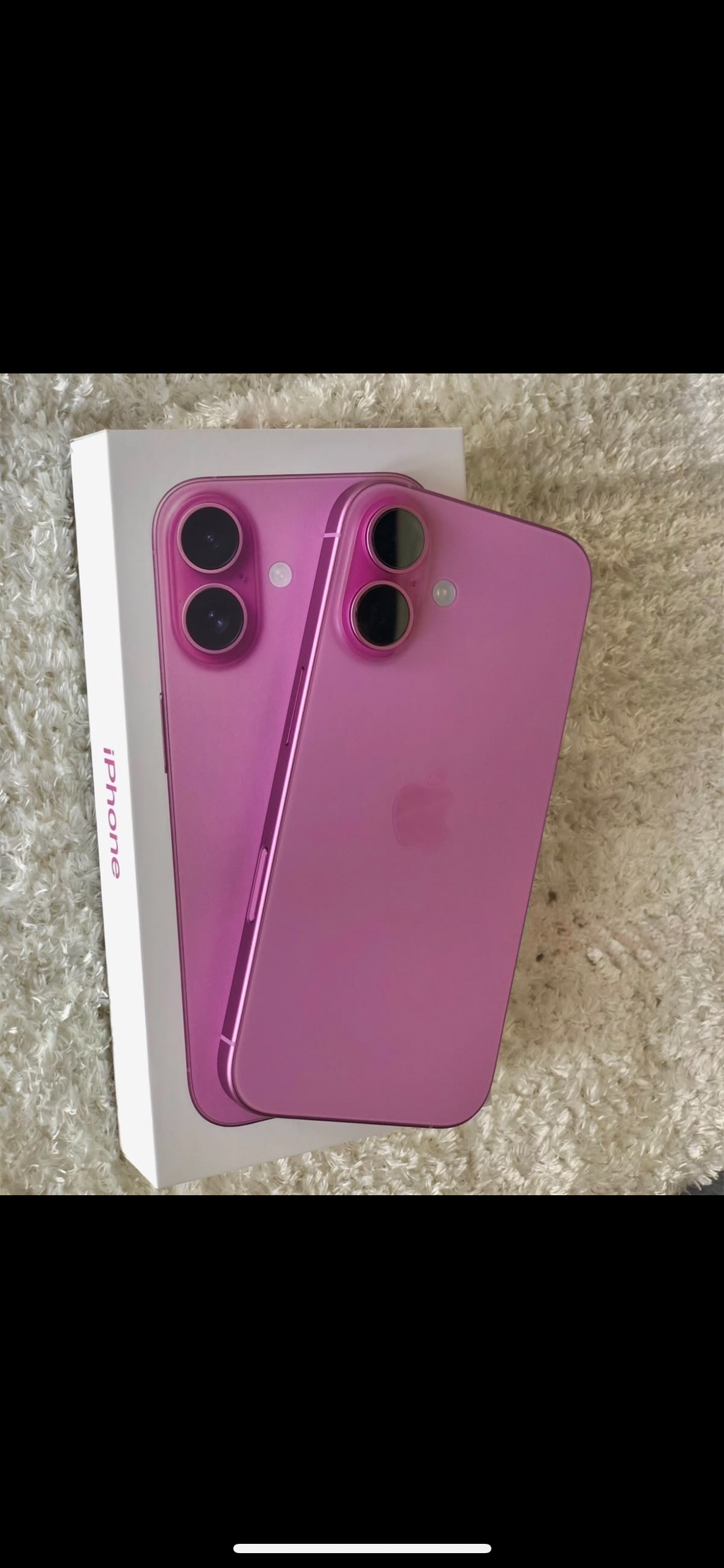 iPhone 16 pink
