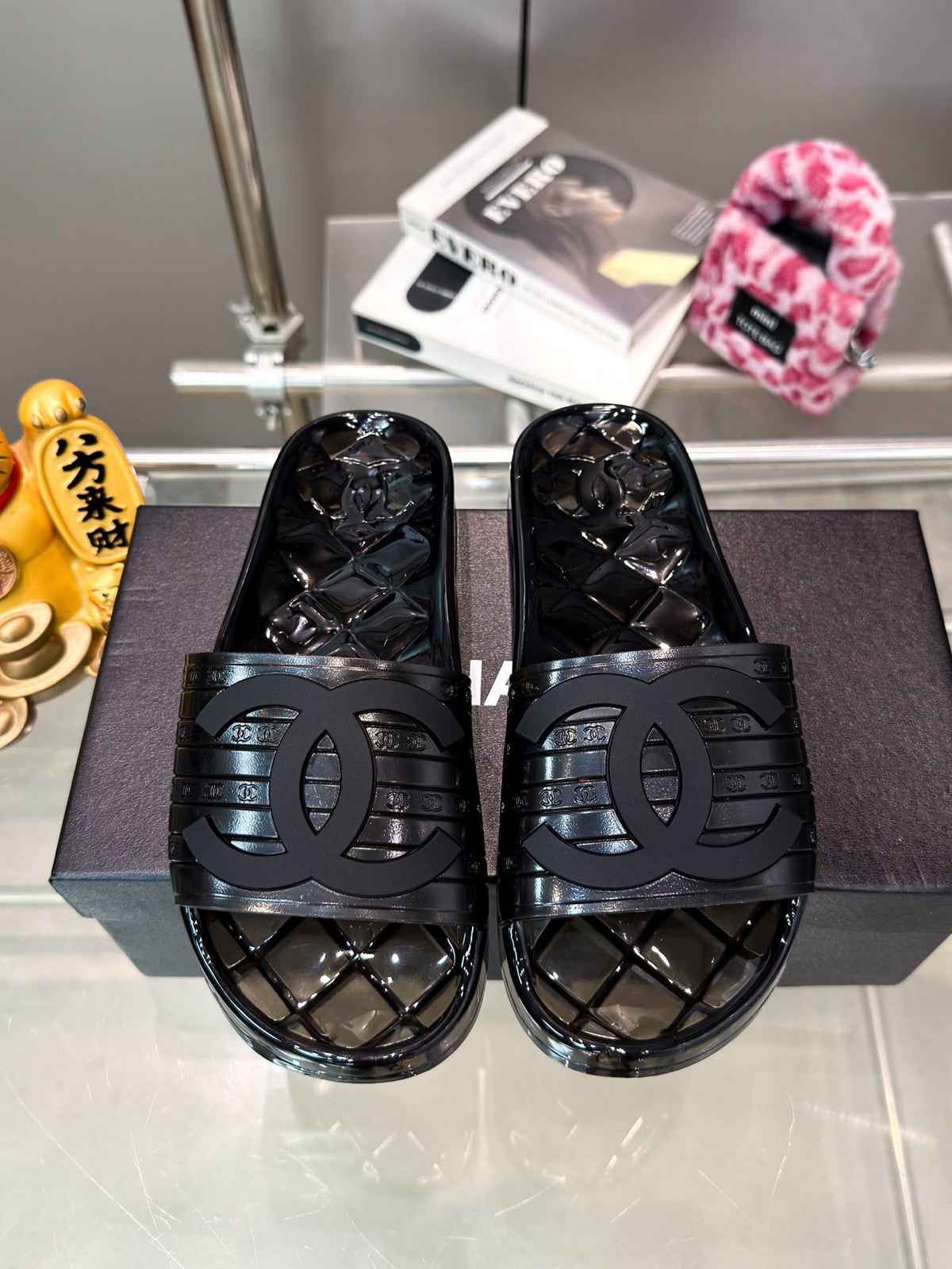 Chanel jelly slides