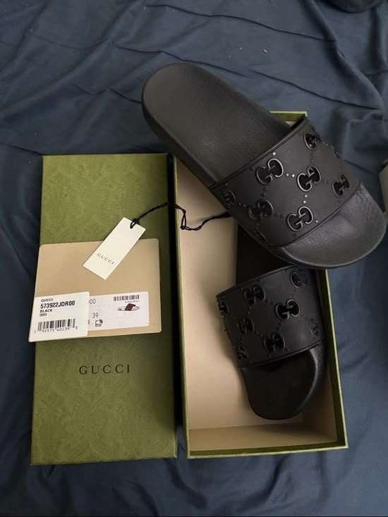 Gucci Slides Black