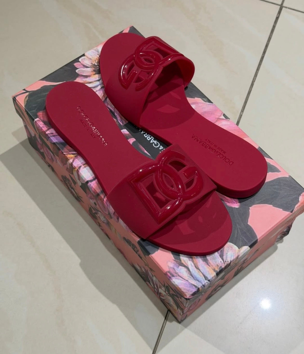 D&G sandals red
