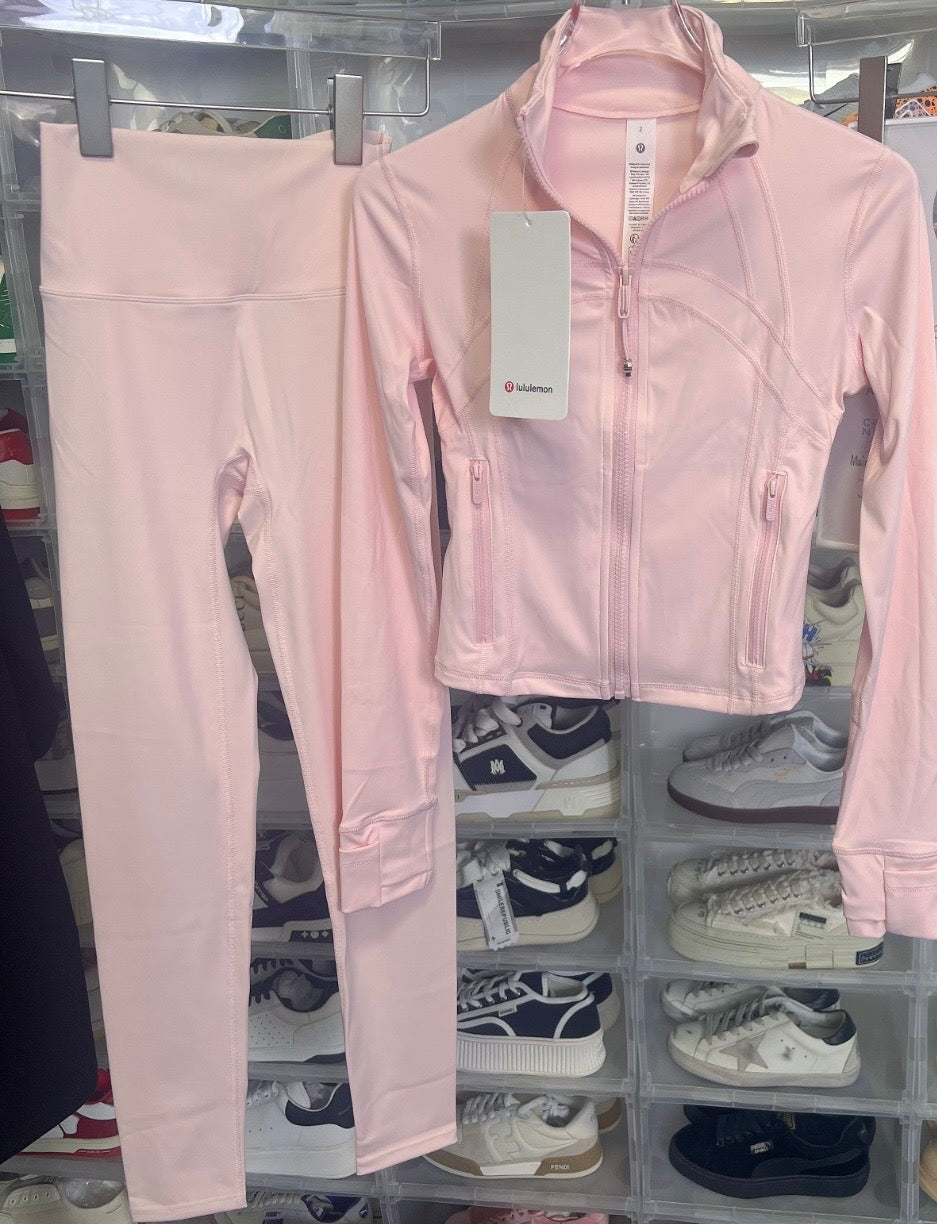 Baby pink lululemon set
