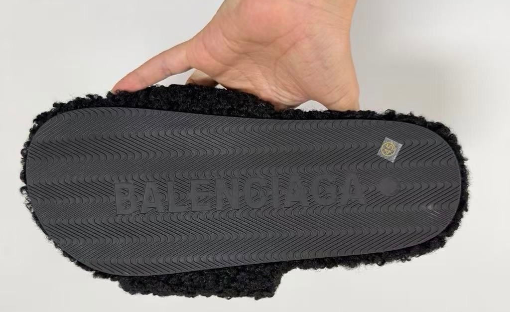 Balenciaga Paris Slippers