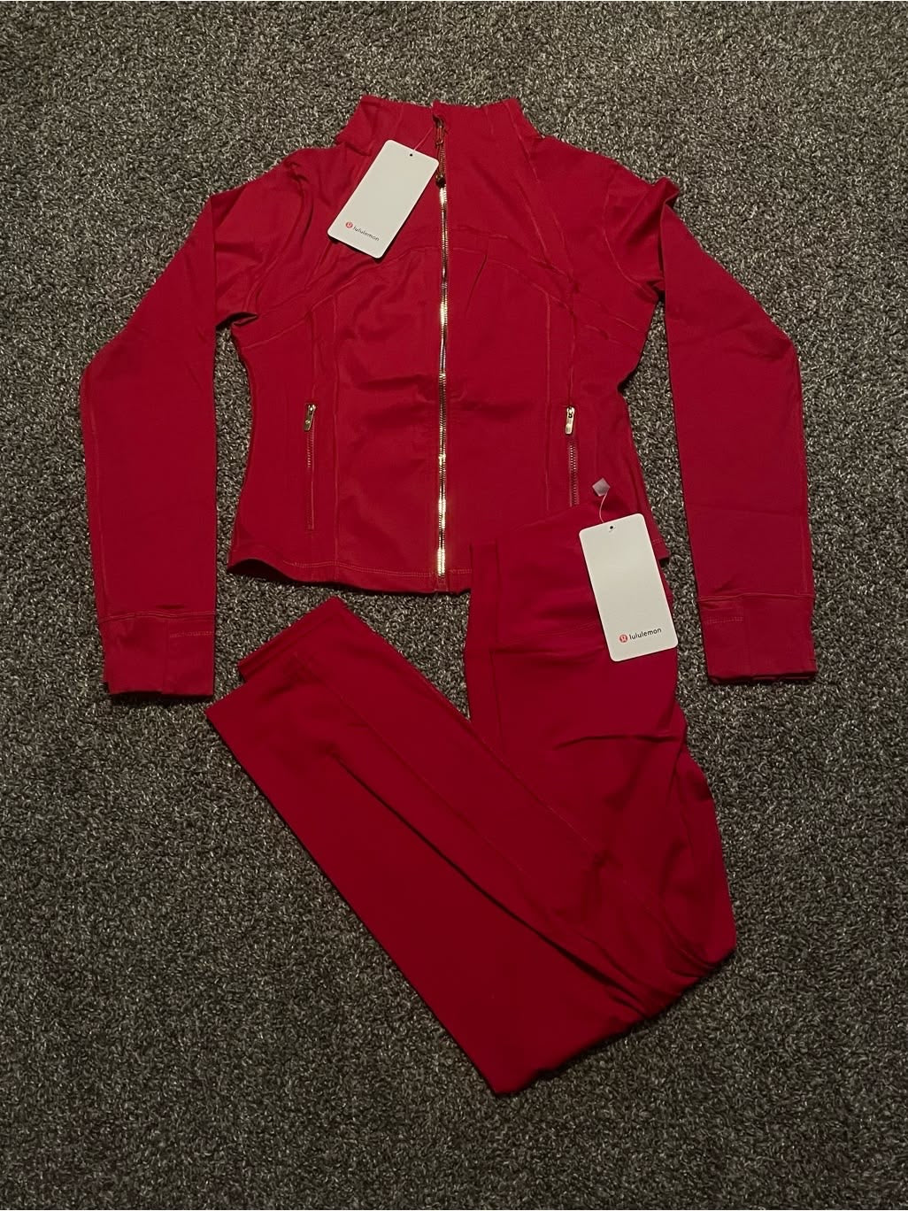 Lulu set red