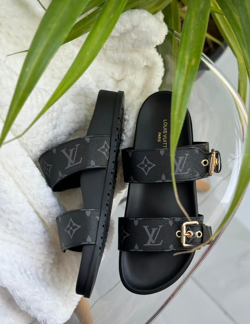 LV Sandals Black Grey