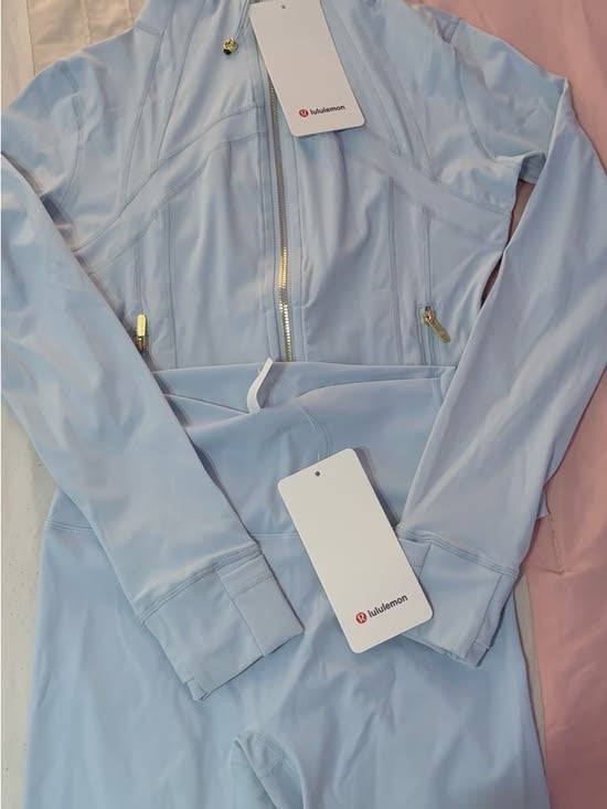 Lululemon Set Light Blue