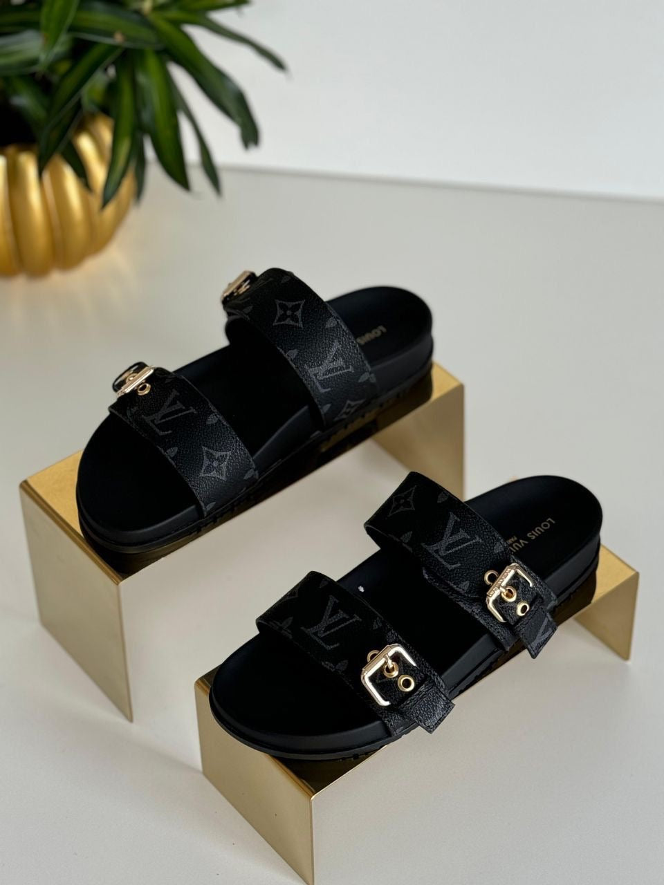 LV Sandals Black Grey