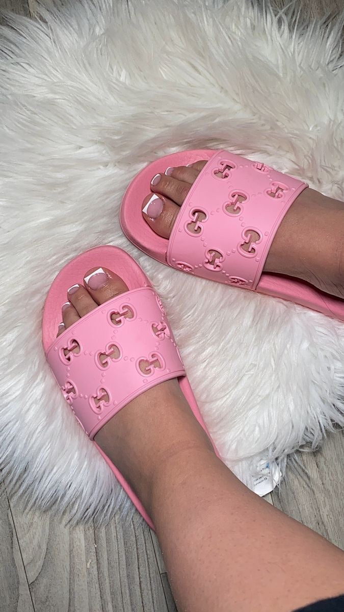 Gucci Slides Pink