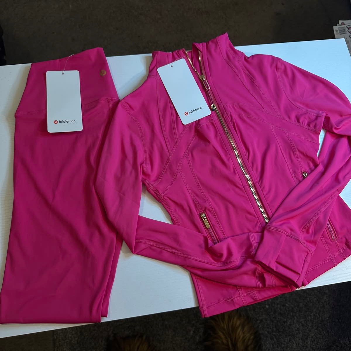Lulu Pink Set with gold zipper