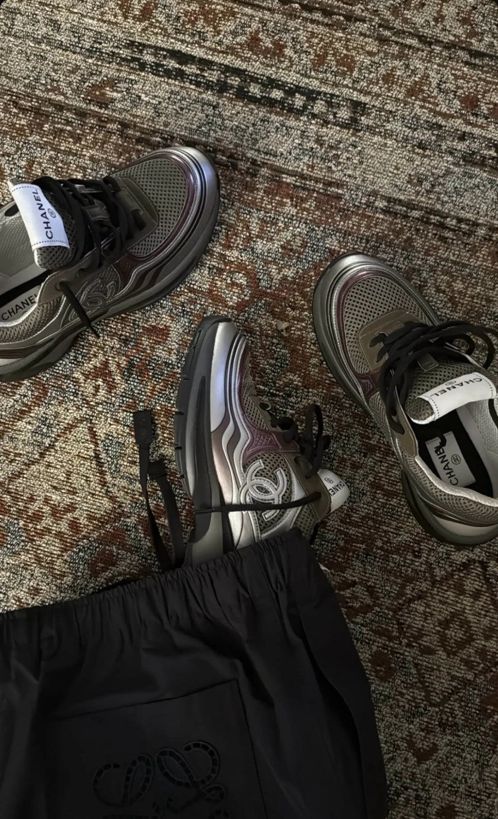 Chanel Sneakers silver