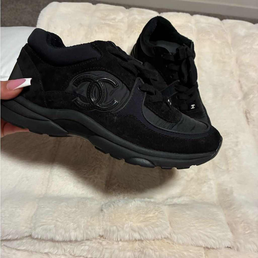 CC Sneakers all black