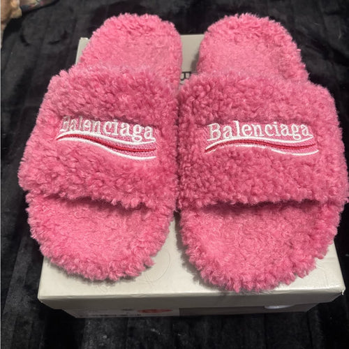 Balenciaga slippers pink