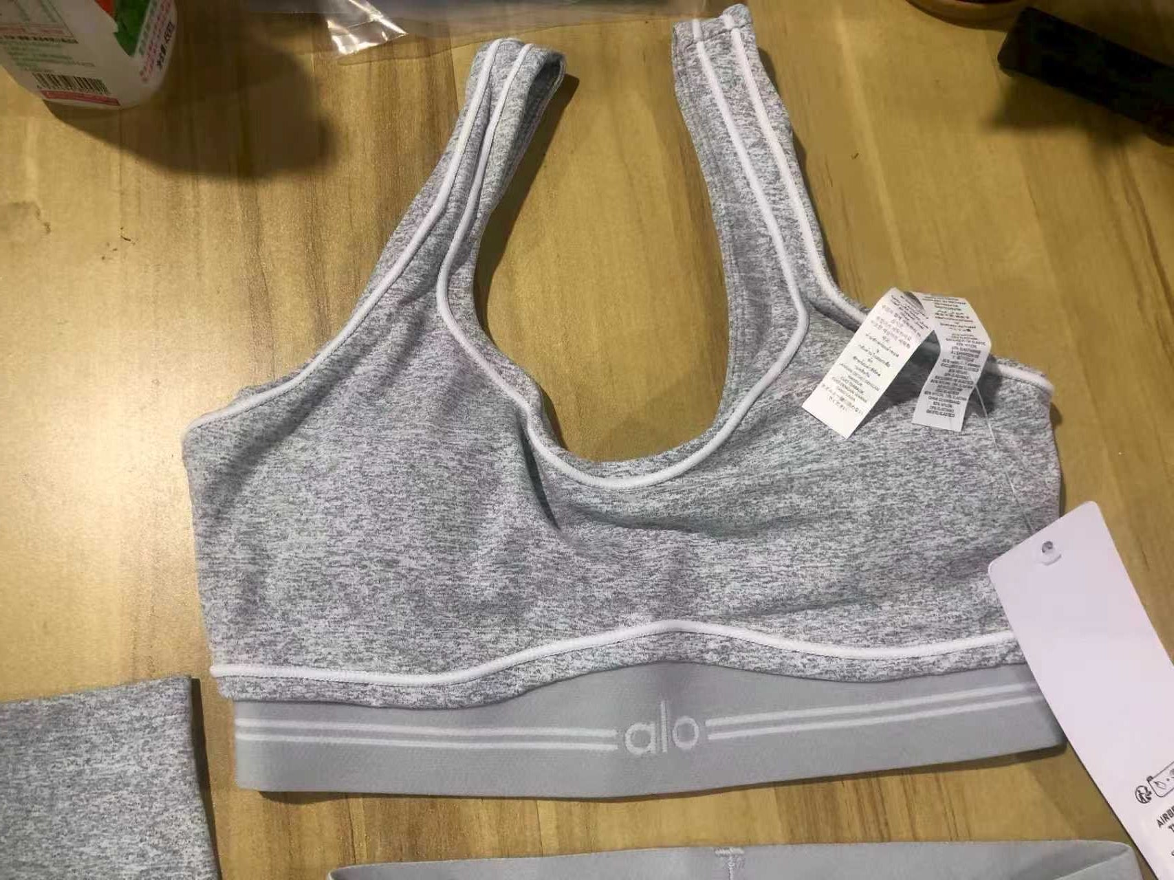 alo set grey