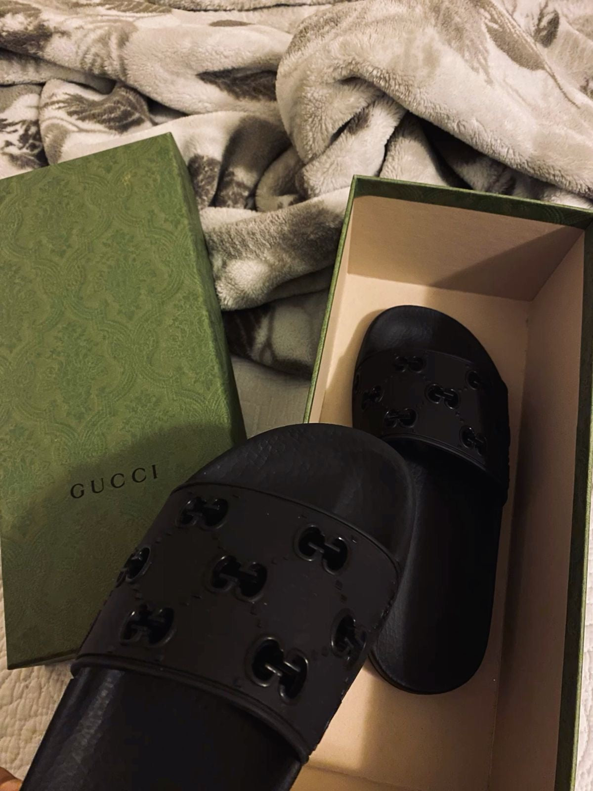 Gucci Slides Black